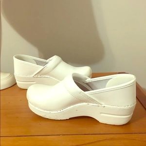 Dansko Shoes Size 38